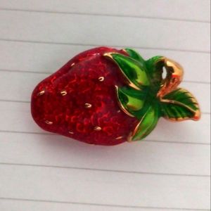 Vintage enamel red gold strawberry pin